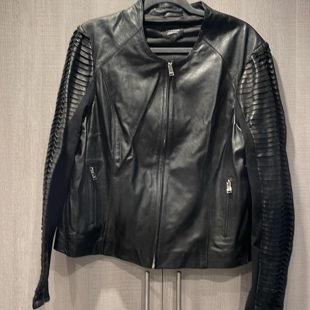 Lamarque leather jacket. Size Large.